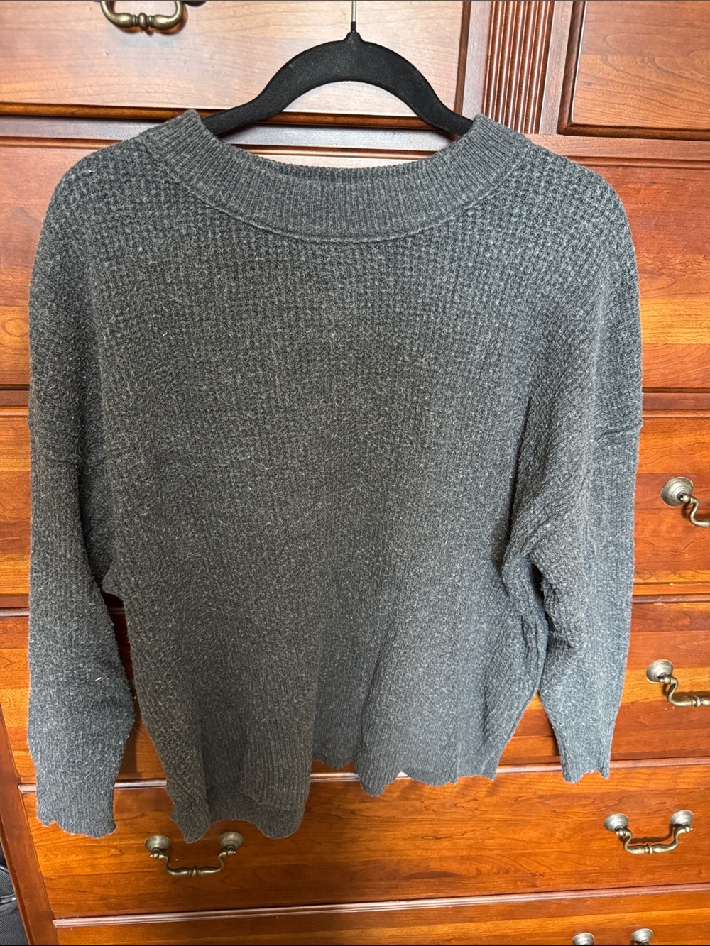 aerie Charcoal Gray Crewneck Waffle-Knit Sweater Chunky Waffle size small